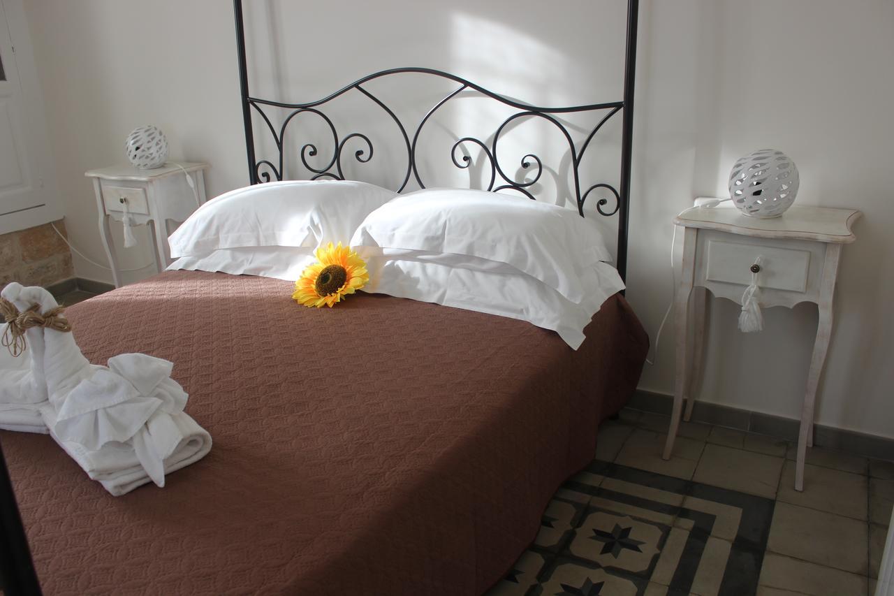 Dimora Girolamo Bed & Breakfast Полиняно а Маре Екстериор снимка